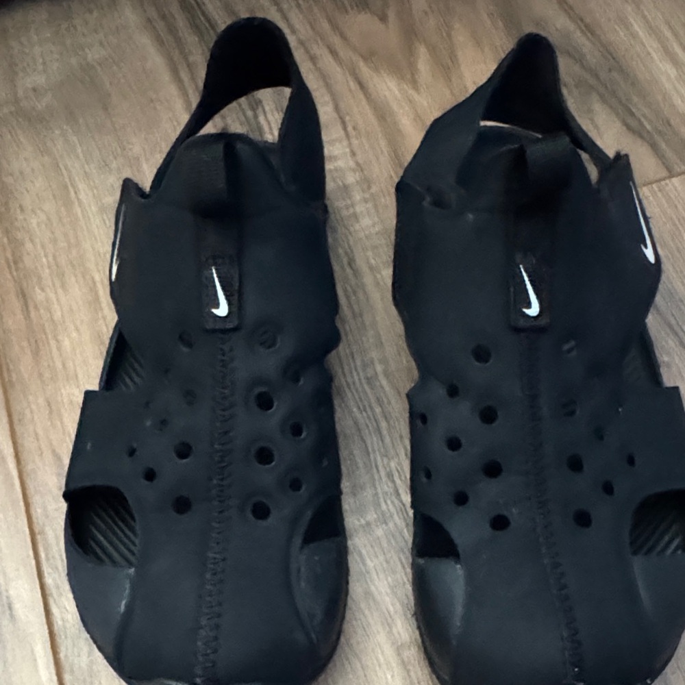 Nike Black Open-Toe Sport Slide Sandals